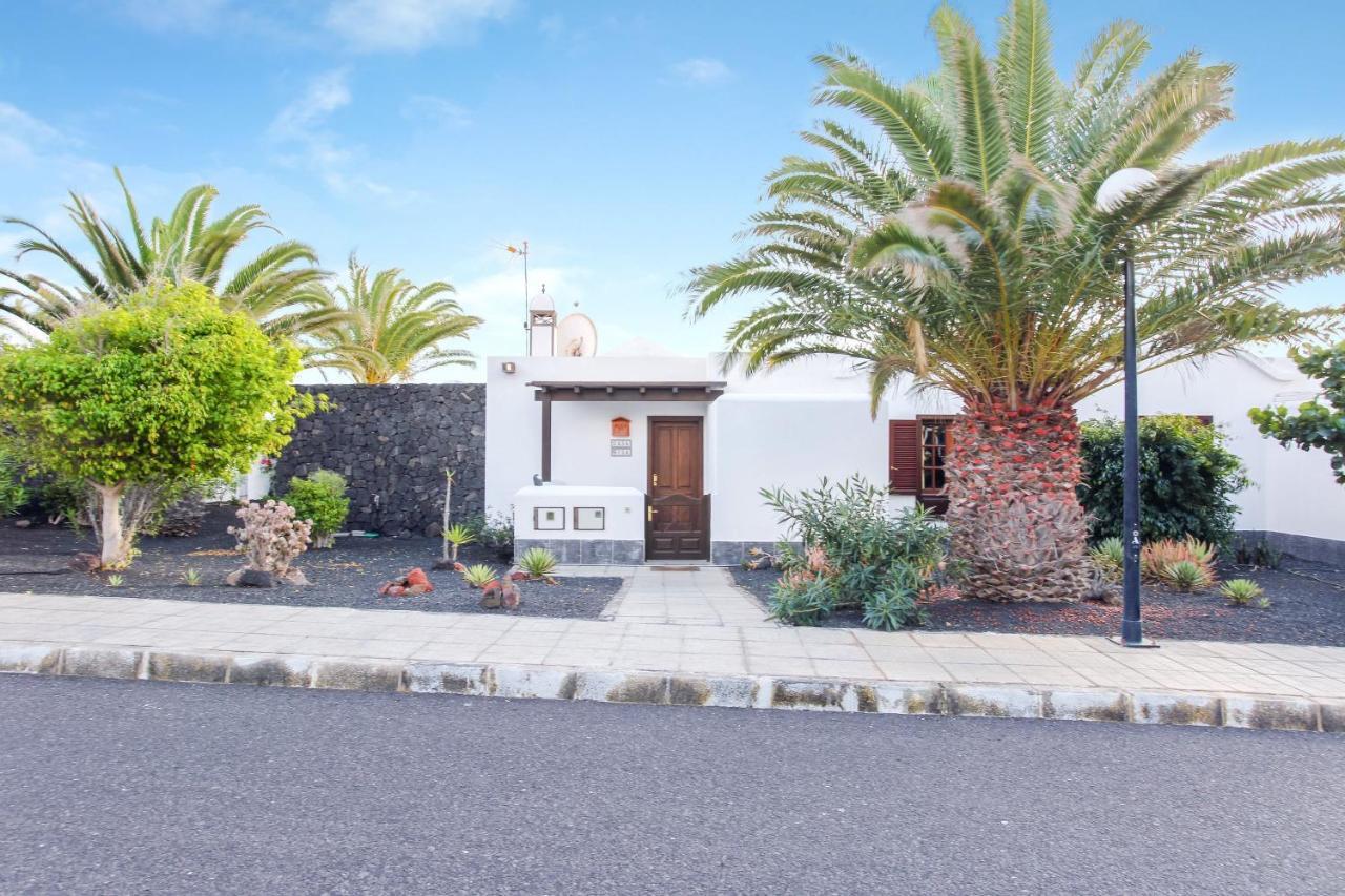 Villa Isa Playa Blanca  Exterior photo